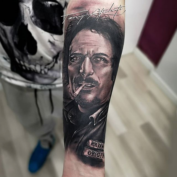 tatuaje realismo barcelona Tony Atichati