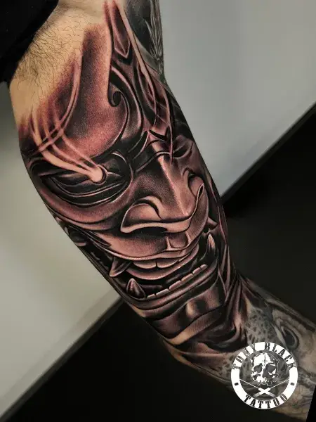 Tatuajes Realismo Mascara Hannia Japonesa por Tony Black