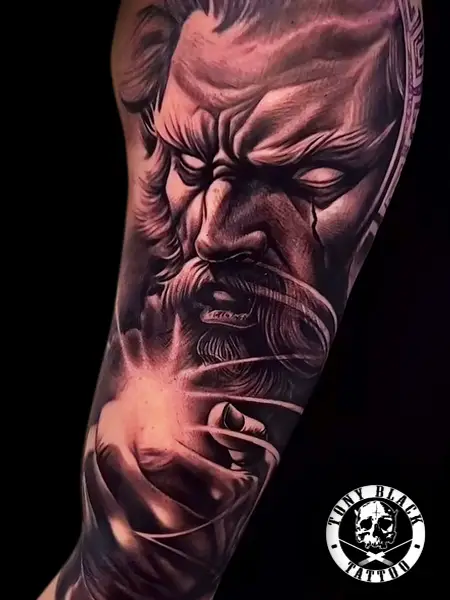 Tatuajes Realismo Zeus por Tony Black